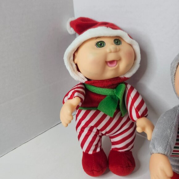 Cabbage Patch Kids Holiday Helper Penguin Fantasy Unicorns Stuffed Animal Toys 4 - Picture 3 of 16